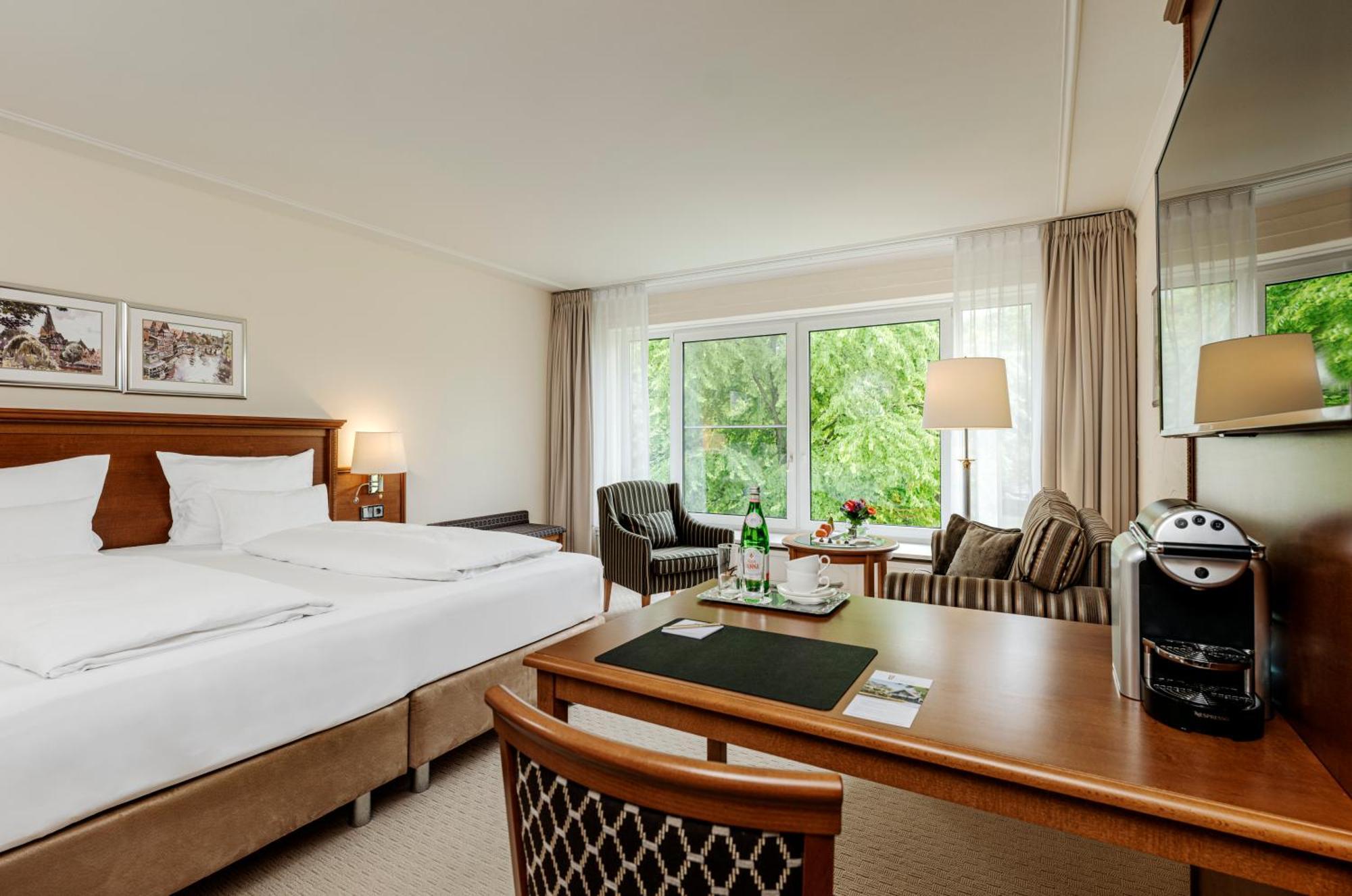 Fletcher Parkhotel De Wiemsel โอทมาร์ชุม ภายนอก รูปภาพ